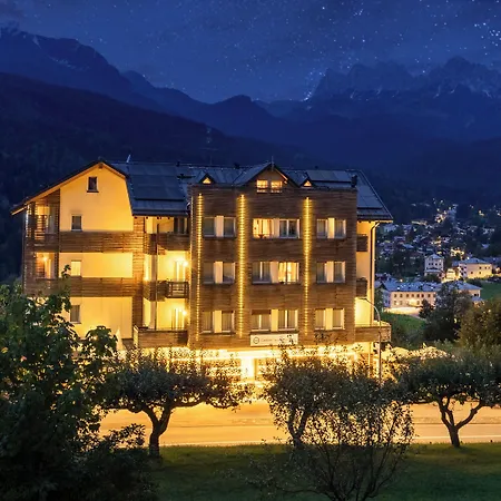 Th Cadore - Antelao 酒店 4*